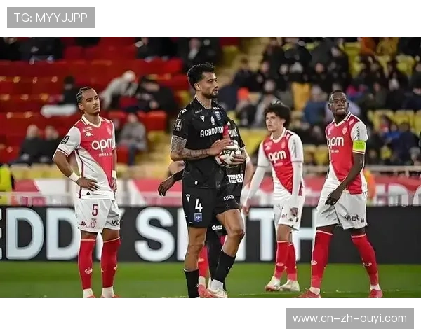 十人里尔守住胜果，客场4-3险胜欧塞尔积分榜攀升